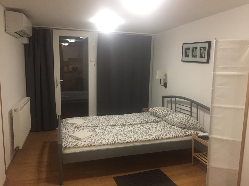 Apartman Voeroesmarty Budapeszt Zewnętrze zdjęcie